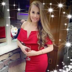 Meet your Posher, Valerie